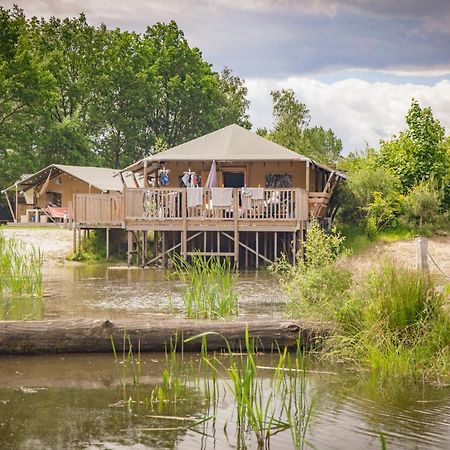 Vakantiepark Sallandshoeve Nieuw-Heeten Esterno foto