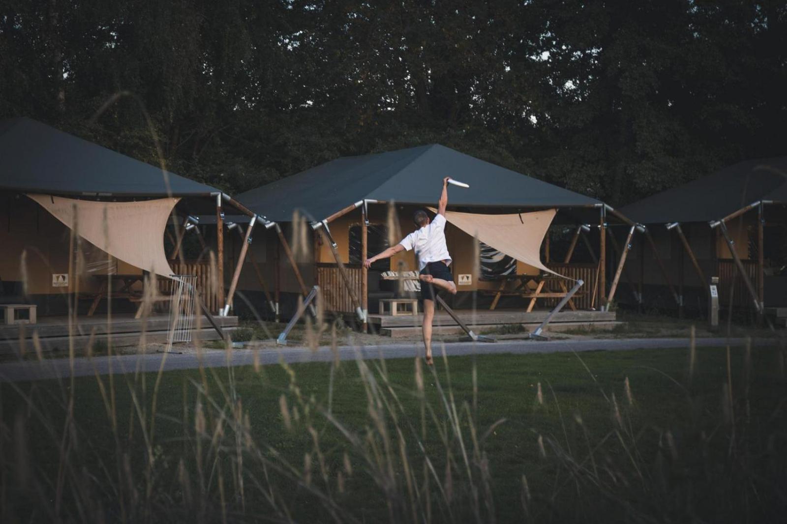 Vakantiepark Sallandshoeve Nieuw-Heeten Esterno foto