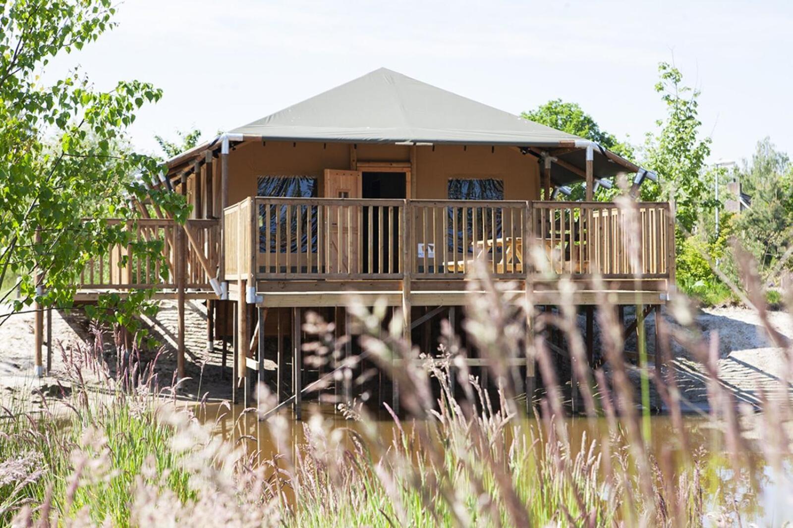 Vakantiepark Sallandshoeve Nieuw-Heeten Esterno foto