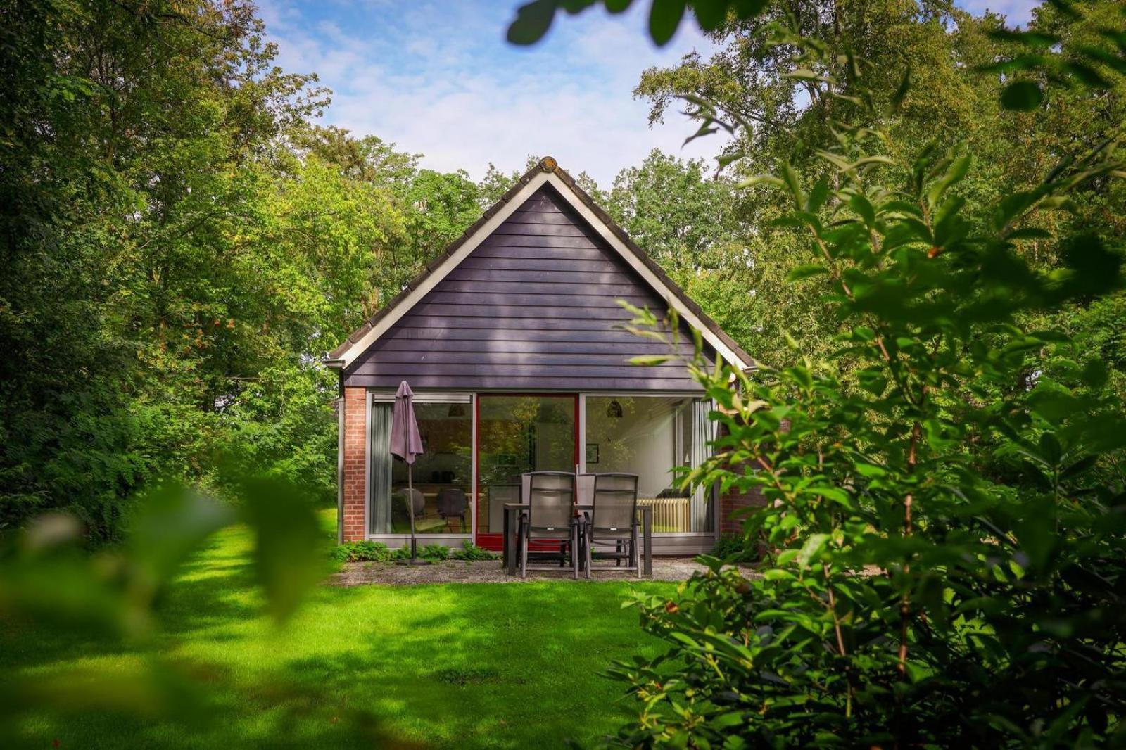 Vakantiepark Sallandshoeve Nieuw-Heeten Esterno foto
