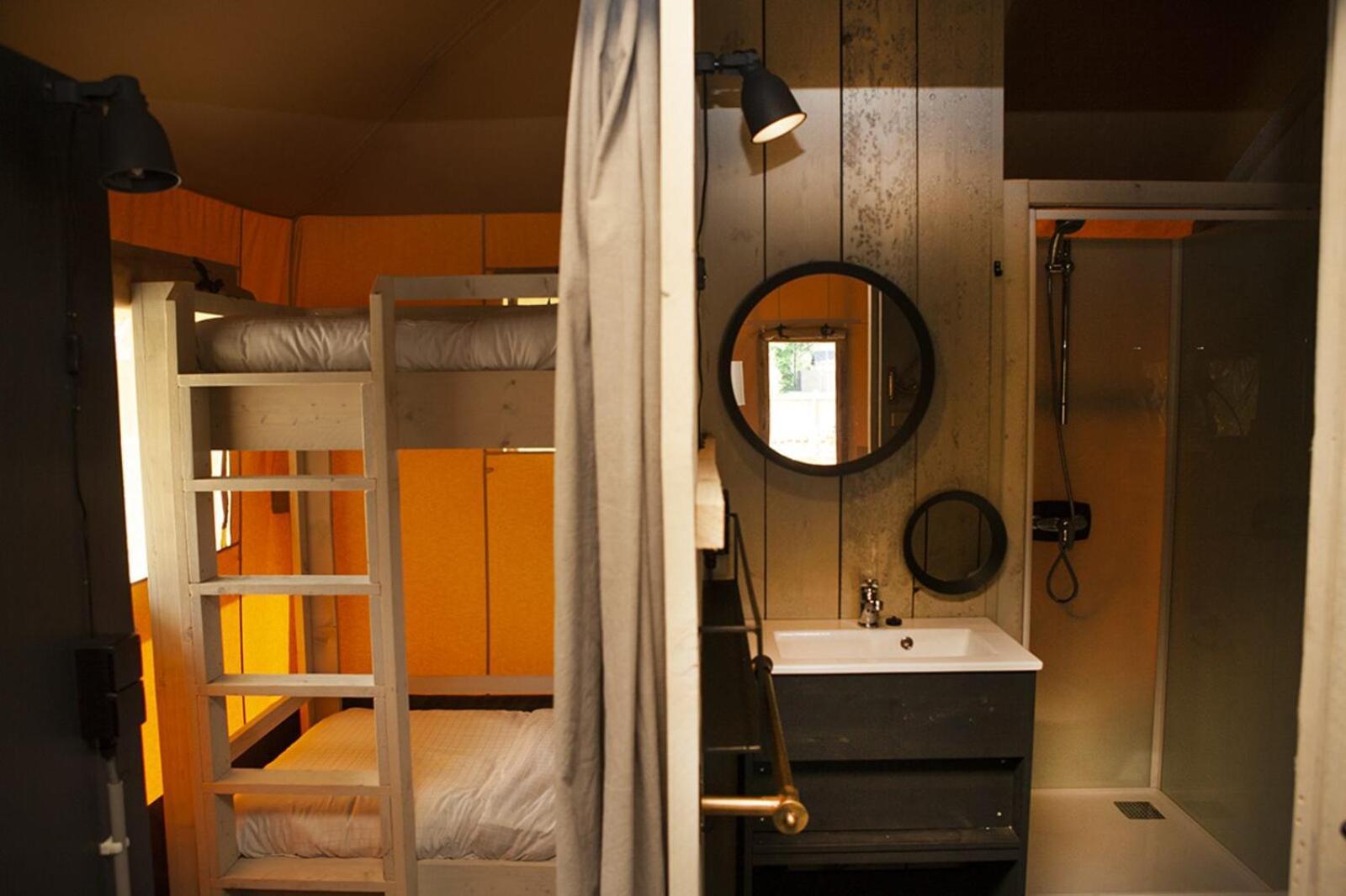 Vakantiepark Sallandshoeve Nieuw-Heeten Esterno foto