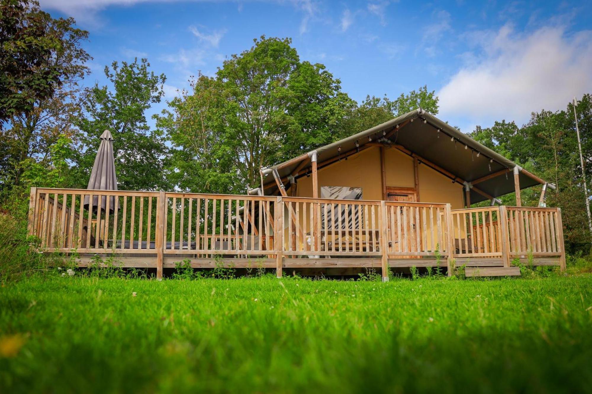 Vakantiepark Sallandshoeve Nieuw-Heeten Esterno foto