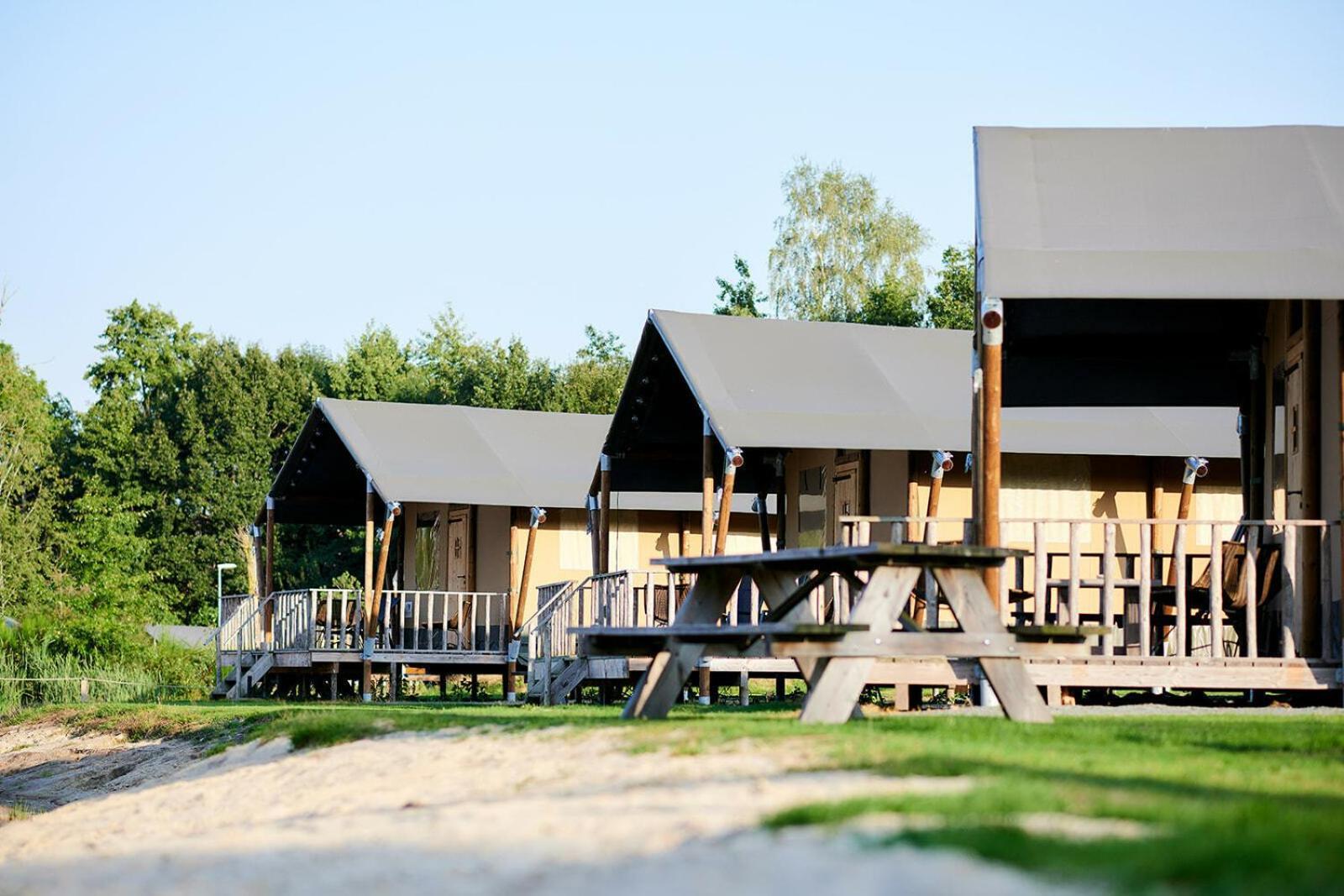 Vakantiepark Sallandshoeve Nieuw-Heeten Esterno foto
